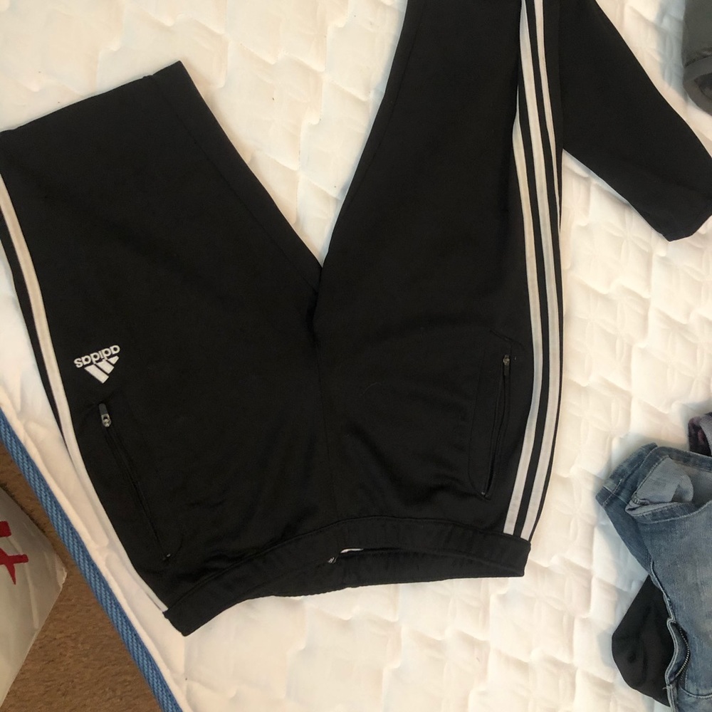 Adidas sweatpants